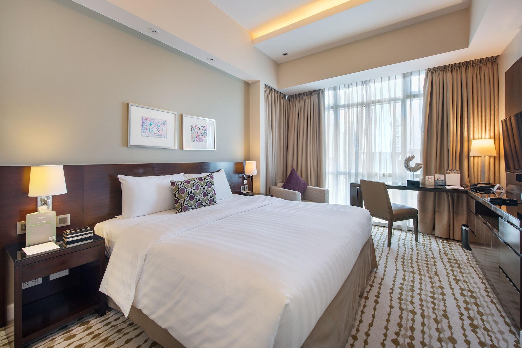 Citadines Salcedo Makati Hotel Makati City Exterior photo